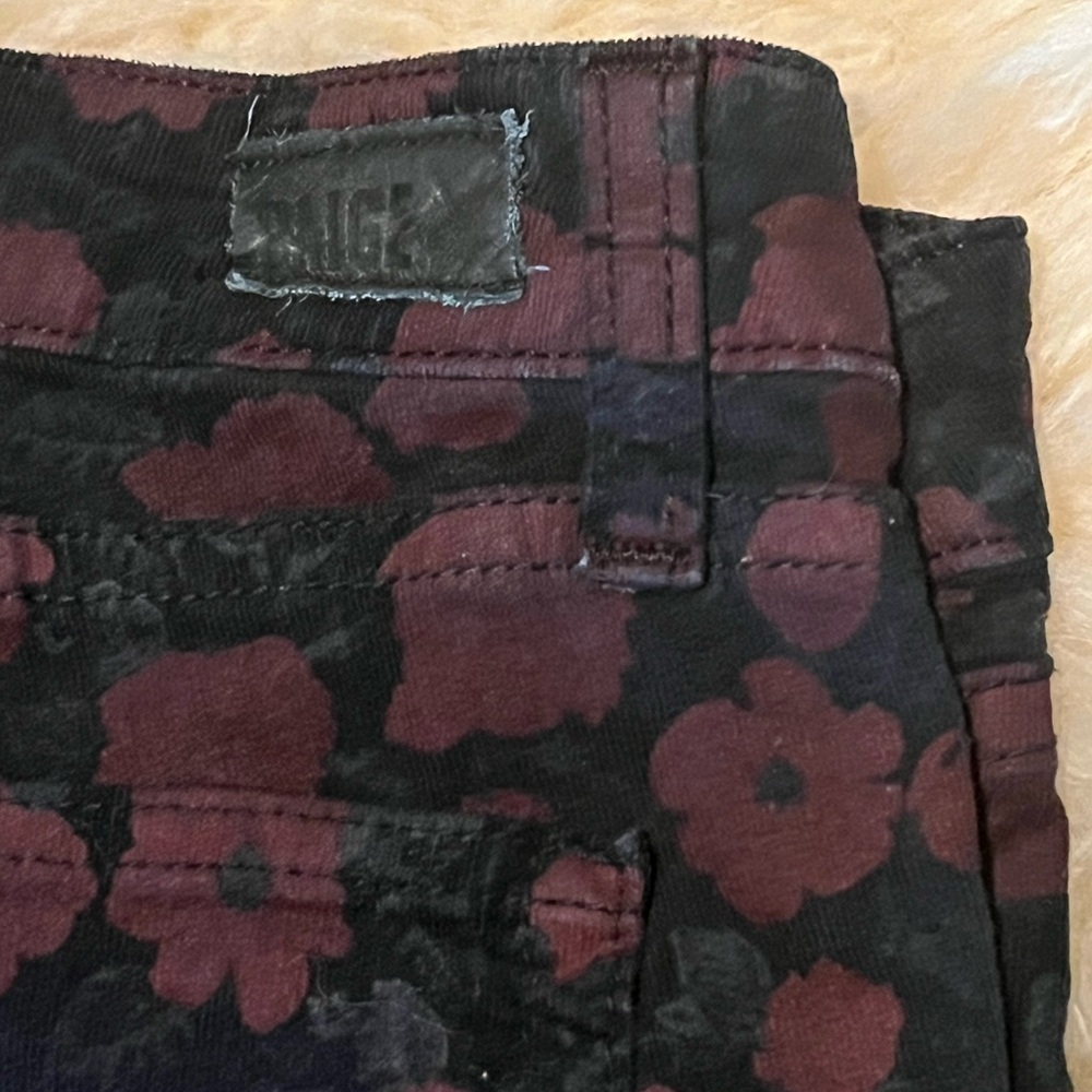 PAIGE Corduroy Vertugo Ultra Skinny Black Rose Floral Jeans - Picture 3 of 5